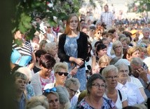 Pielgrzymka kobiet w Piekarach - cz. 2 