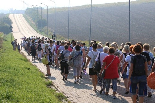 Pielgrzymka kobiet w Piekarach - cz. 3