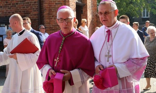 Piekary klatka po klatce