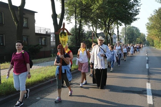 Pielgrzymka kobiet w Piekarach - cz. 3