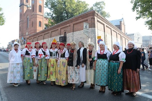 Pielgrzymka kobiet w Piekarach - cz. 3