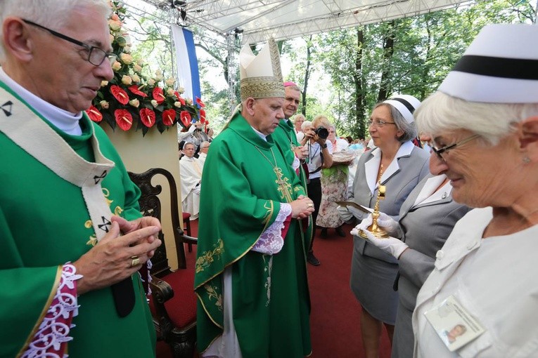 Pielgrzymka kobiet w Piekarach - cz. 4