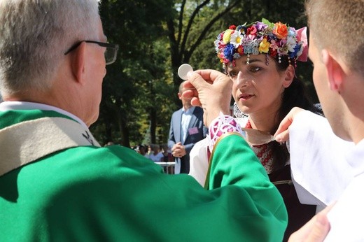 Pielgrzymka kobiet w Piekarach - cz. 4