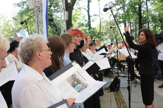 Pielgrzymka kobiet w Piekarach - cz. 4