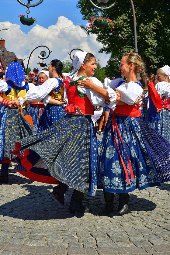 Modlitwa o pokój i korowód przez miasto 