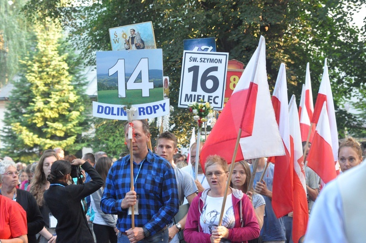 Zielenice, Msza św., cz. B