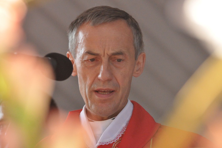 Zielenice, Msza św., cz. B