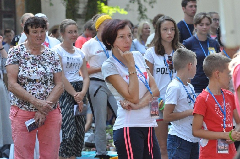 Racławice, Msza św., cz. A