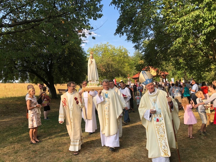 Przekazanie relikwii św. Ojca Pio do Sanktuarium Matki Bożej Fatimskiej w Polanicy-Zdroju