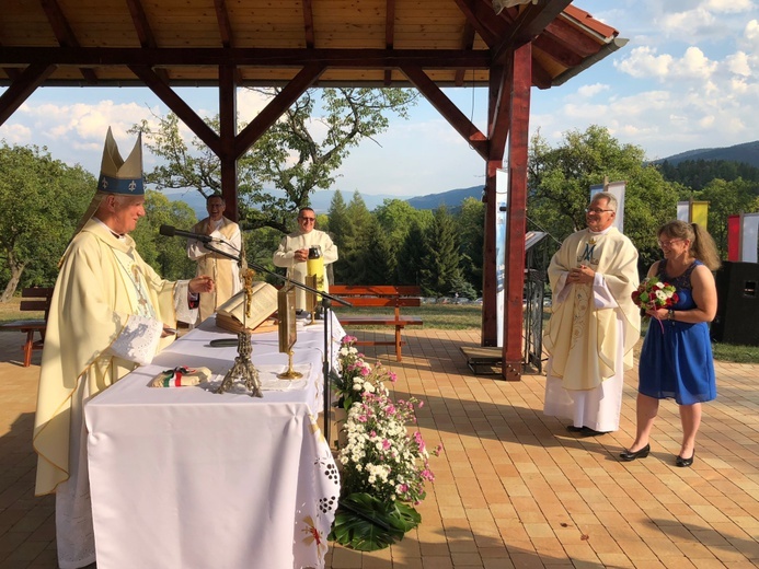 Przekazanie relikwii św. Ojca Pio do Sanktuarium Matki Bożej Fatimskiej w Polanicy-Zdroju