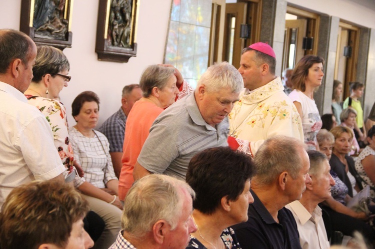 Chorzy i ciepiący u Matki Bożej na Pasierbcu