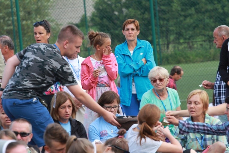 Sokolniki, Msza św. część B