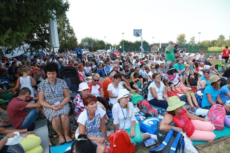 Sokolniki, Msza św. część A