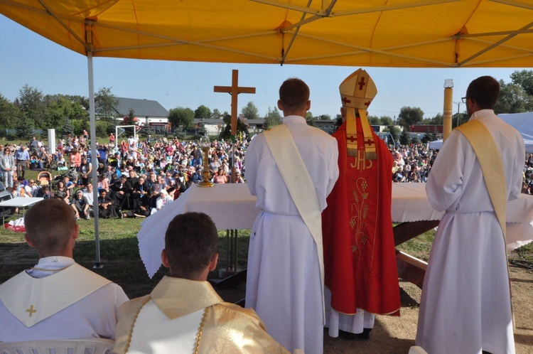 Żarnowiec, Msza św., część A 