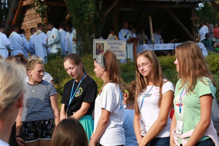 Trzebniów, Msza św. dla części A i B