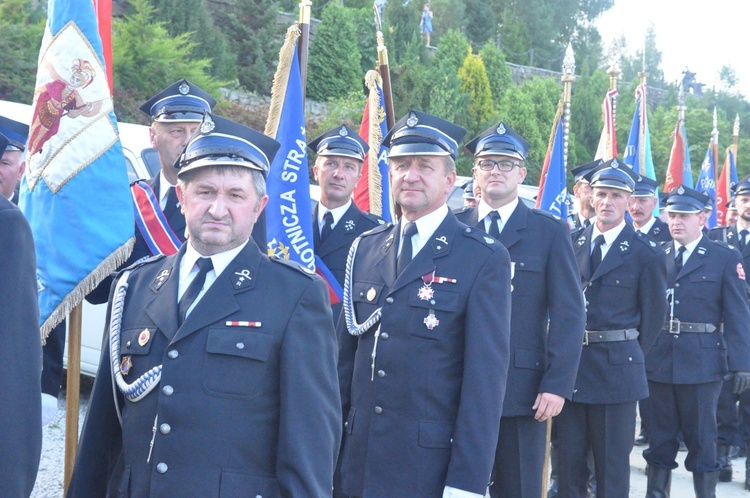 Strażacy u Matki Bożej Pocieszenia