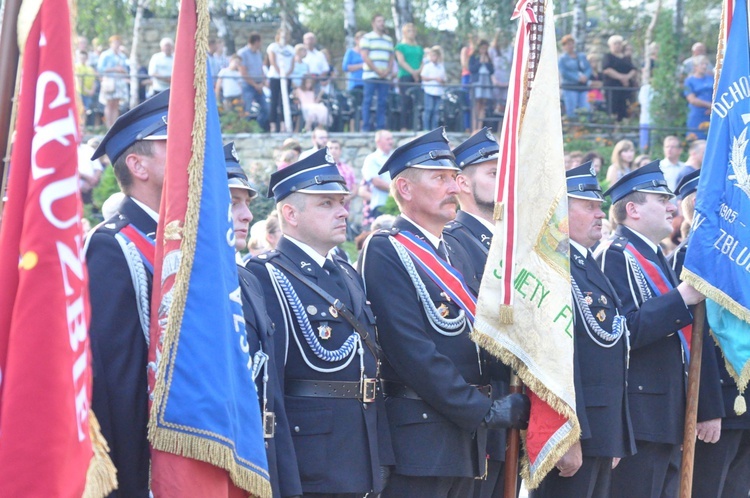 Strażacy u Matki Bożej Pocieszenia