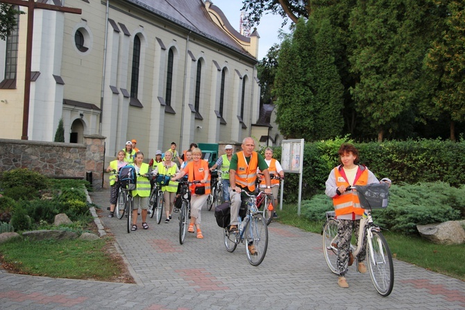 Pielgrzymka rowerowa do Głogowca