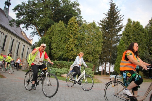 Pielgrzymka rowerowa do Głogowca