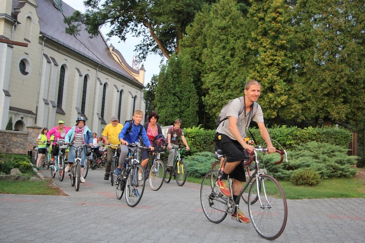 Pielgrzymka rowerowa do Głogowca