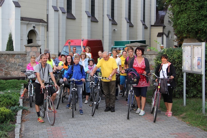 Pielgrzymka rowerowa do Głogowca