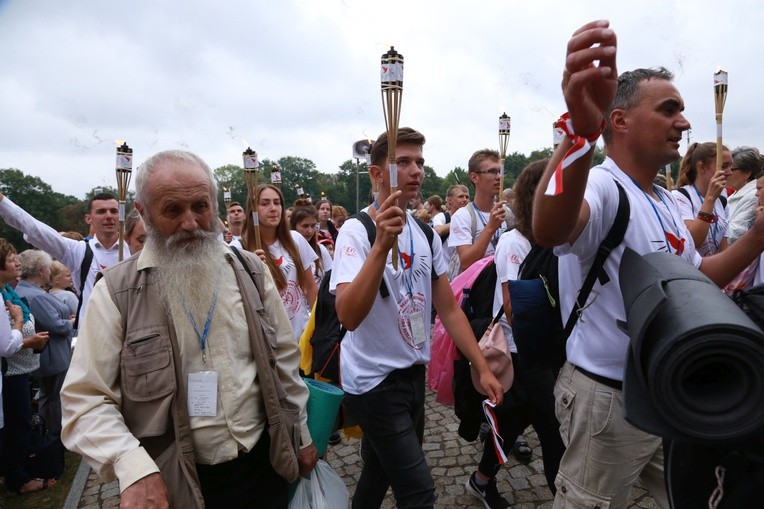 36. PPT - grupa 5 - wejście