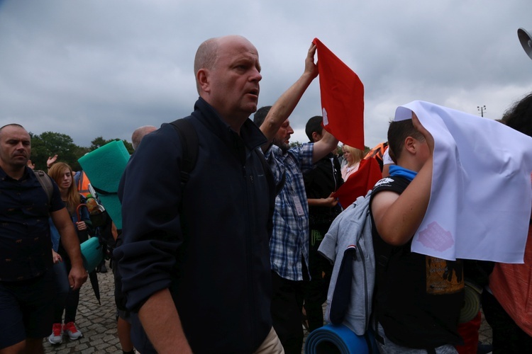 36. PPT - grupa 8 - wejście na Jasną Górę w 2018 roku