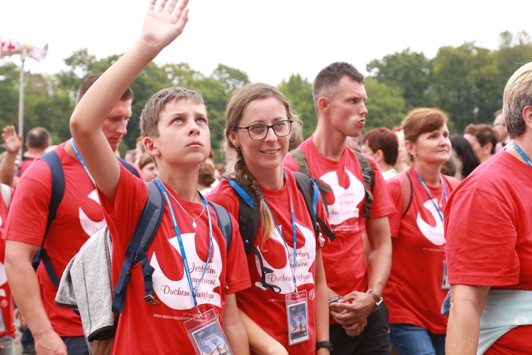 36. PPT - grupa 25 - wejście