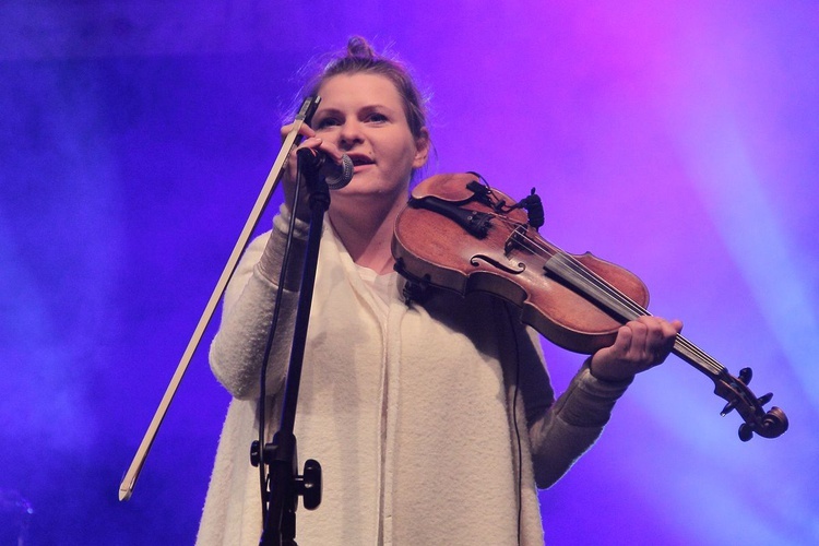 Festiwal Nowego Folkloru „Miasto-Wieś” w Kobylnicy