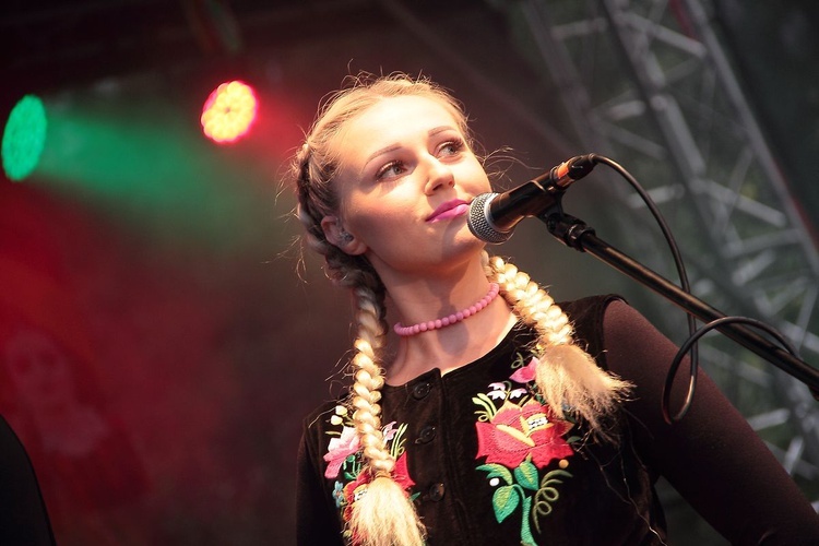 Festiwal Nowego Folkloru „Miasto-Wieś” w Kobylnicy