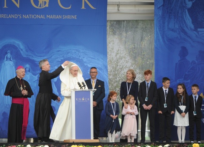 Franciszek: Błagam Boga o przebaczenie za grzechy pedofilii