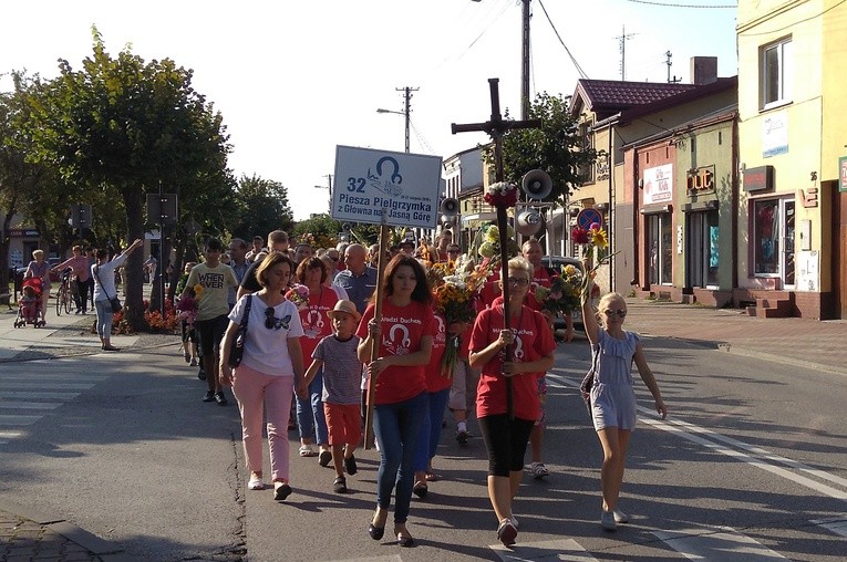 Powrót pielgrzymów do Głowna