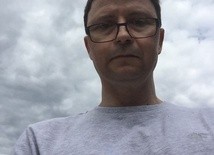 Trwają poszukiwania 49-letniego lekarza. Mężczyzna wyszedł z domu i ślad po nim zaginął