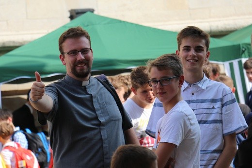 Ministranci świętowali pod katedrą