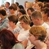 Nauczyciele religii podczas odprawy w auli seminarium