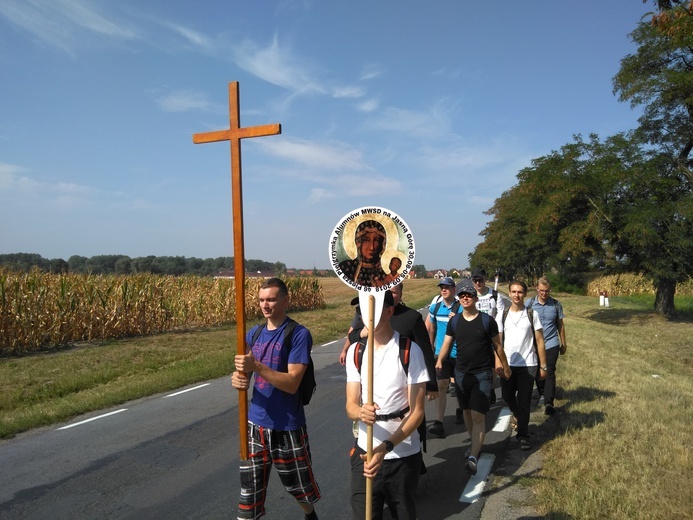 Klerycy w drodze - dzień 1