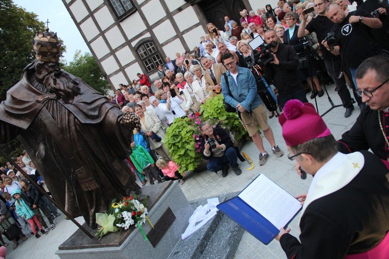 Poświęcenie pomnika patrona Zielonej Góry