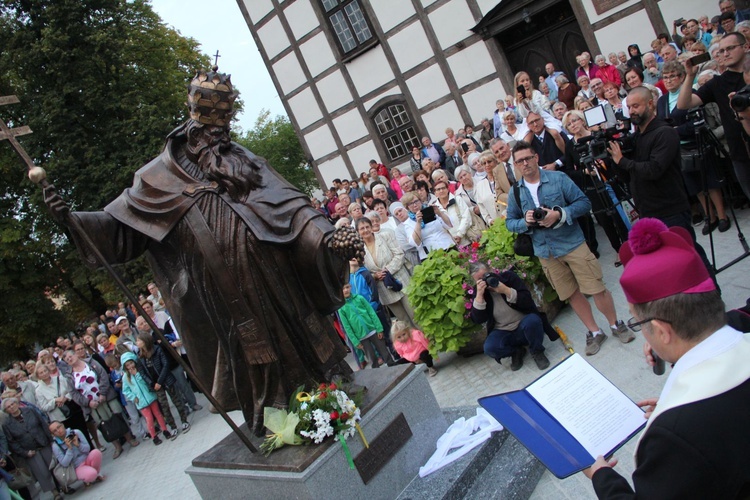 Poświęcenie pomnika patrona Zielonej Góry