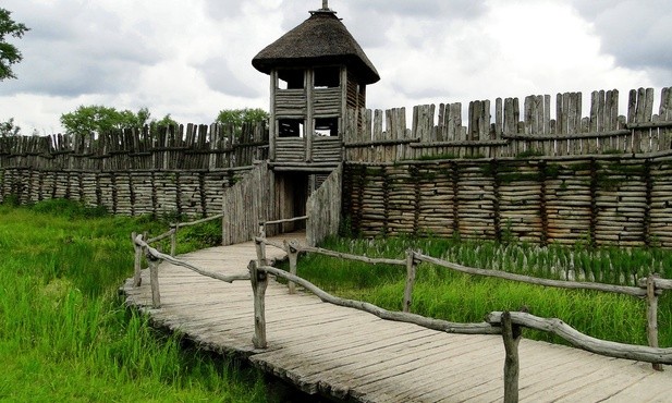 85 lat temu odkryto przedhistoryczne grodzisko w Biskupinie