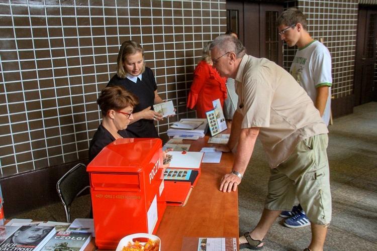 Znaczki pocztowe z okazji 100-lecia parowozowni w Kędzierzynie-Koźlu