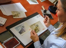 Znaczki pocztowe z okazji 100-lecia parowozowni w Kędzierzynie-Koźlu