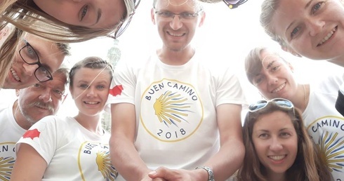 „Selfie z księdzem” - teraz głosowanie