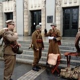 Rekonstruktorzy na katowickim rynku 