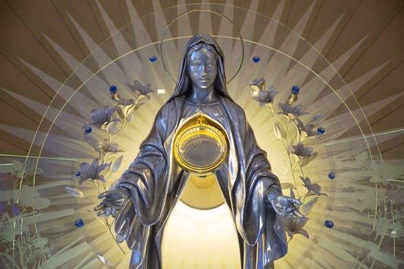 Niepokalanów: Ósma gwiazda w koronie Maryi