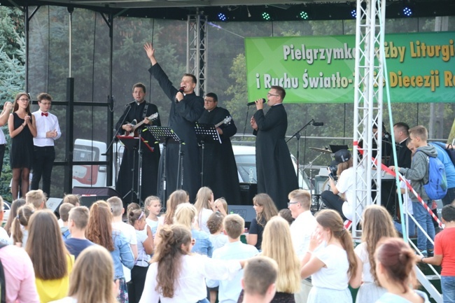 Pielgrzymka Służby Liturgicznej i Ruchu Światło-Życie