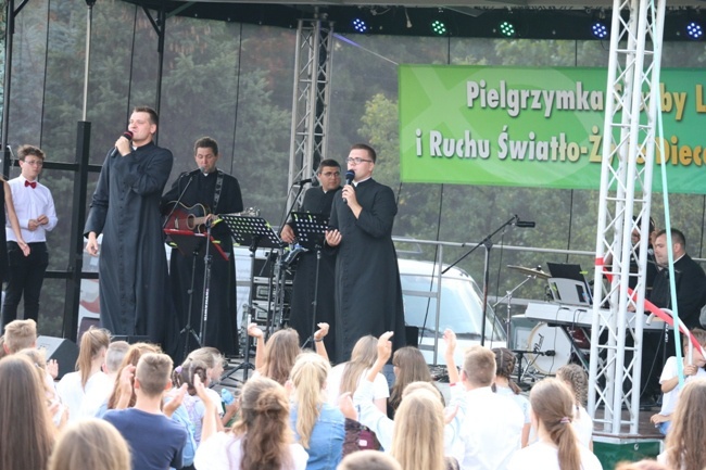 Pielgrzymka Służby Liturgicznej i Ruchu Światło-Życie