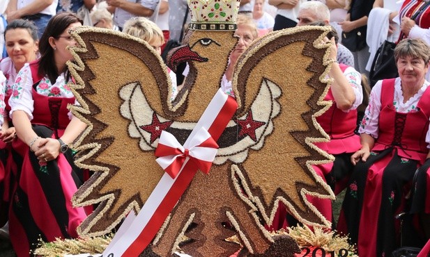 Abp Jędraszewski: Ziemia to więcej niż warsztat pracy, to ojcowizna, dar i zadanie