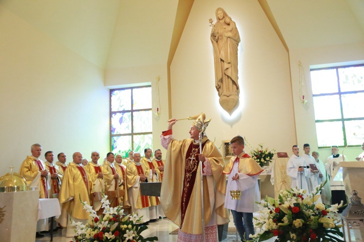 Poświęcenie kościoła w Proszówkach