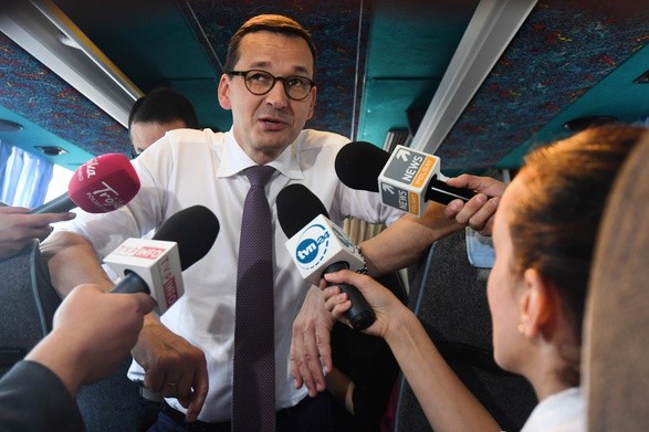 Morawiecki: Nie chcemy antysemickich czy faszystowskich haseł na marszu 11 listopada