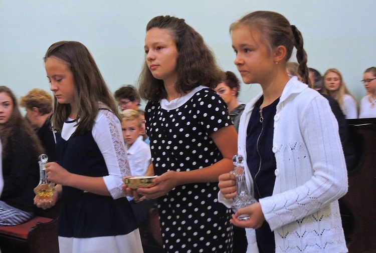 Inauguracja roku szkolnego z bp. Piotrem Gregerem w Cieszynie